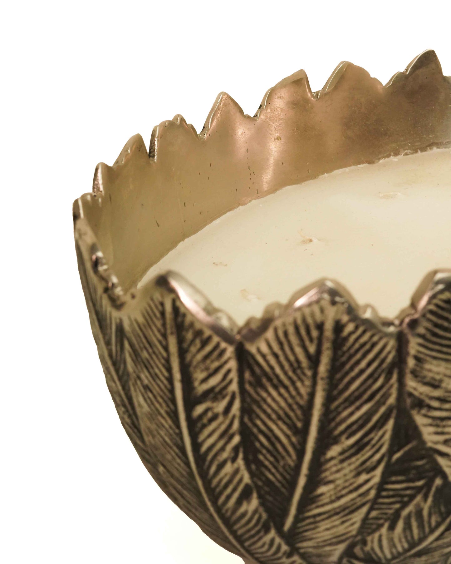 Decorative Aluminum Leaf Bowl Candle
