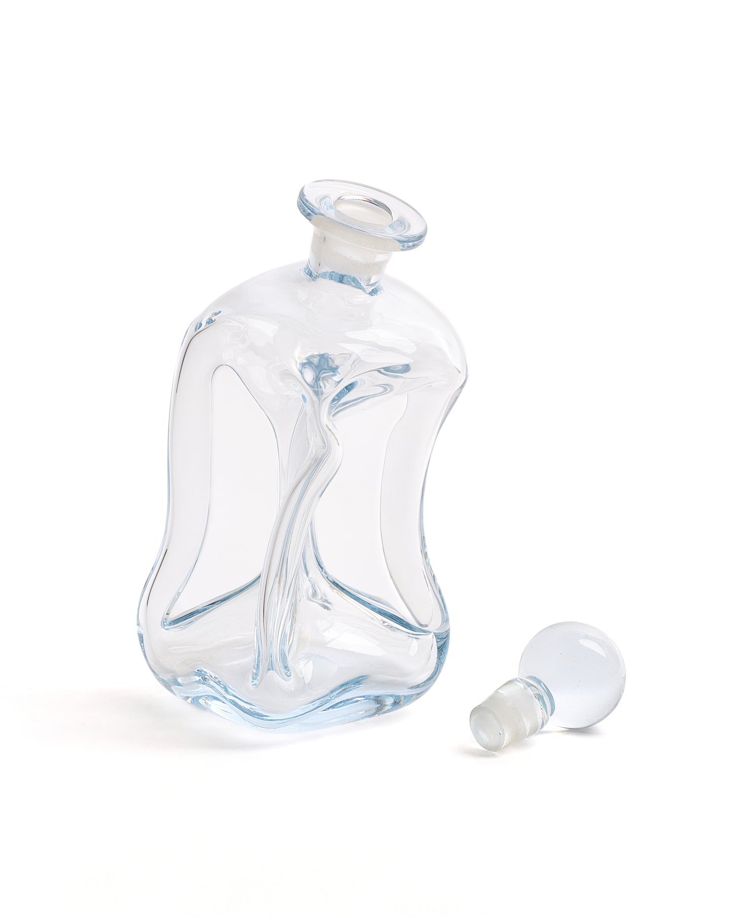 Elegant Hand-Blown Glass Decanter with Stopper