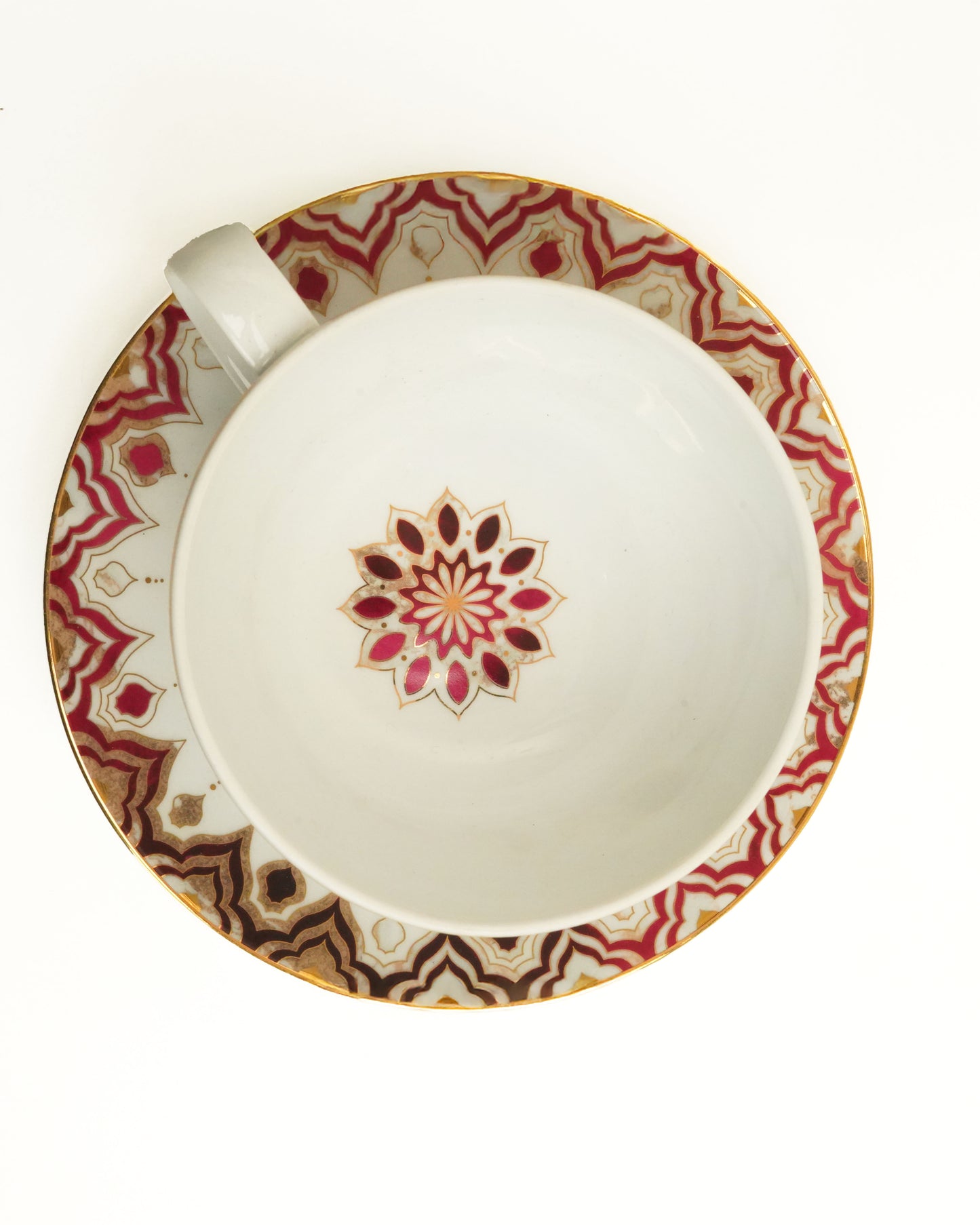 Porcelains Tea Cup with Saucer