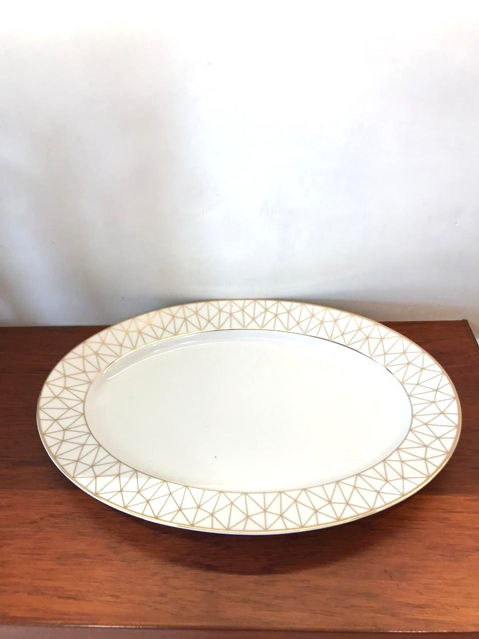 Porcelains Charger Plate
