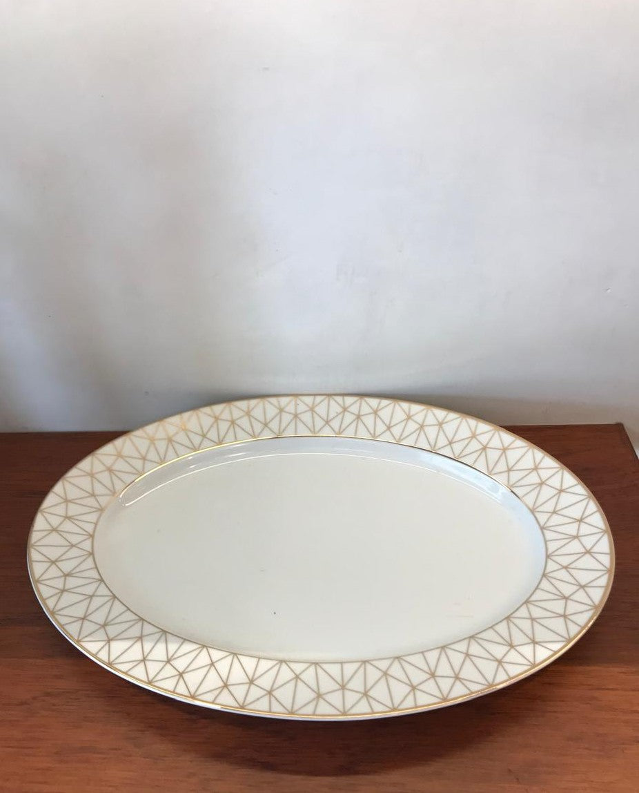 Porcelains Oval plate